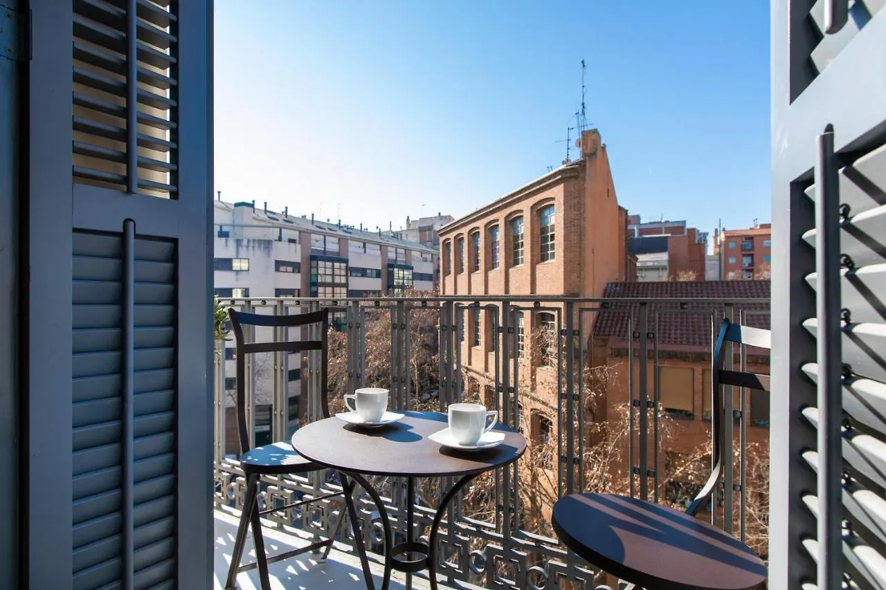 Majestic 4Br/4Bath Apartment In Sagrada Familia Area Barcelona Spain